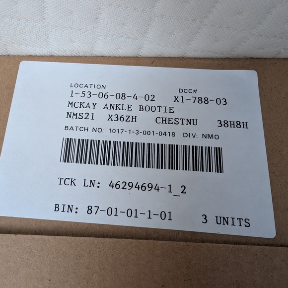 UGG Womens McKay Chestnut Sheepskin Ankle Boots Size 8.5 winter fur trendy - Picture 14 of 16